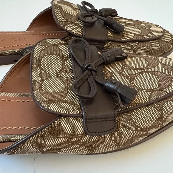 Coach women’s Stassi slides - Picture 5 of 8